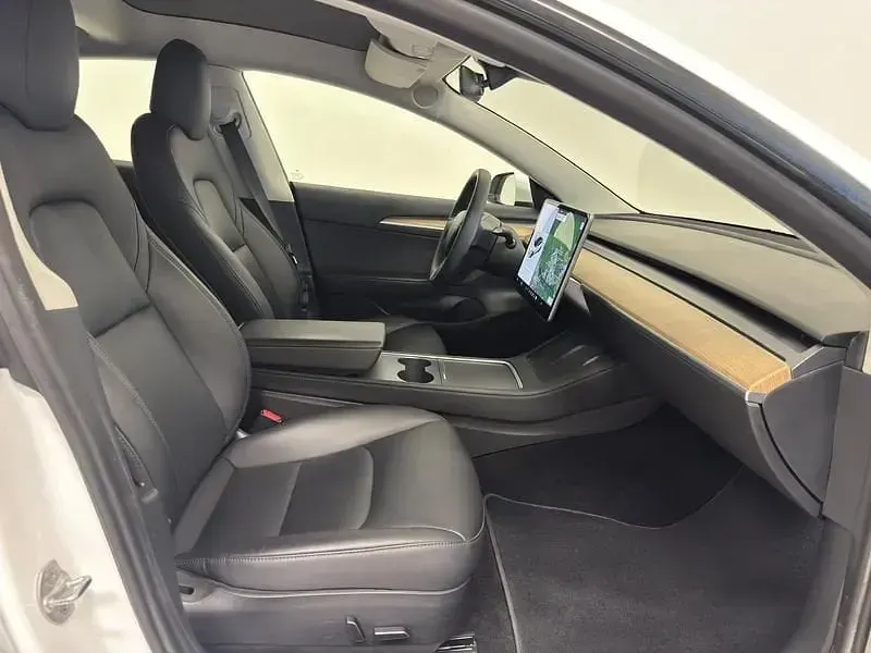 Usata Tesla Model 3 Long Range AWD 366 kW (498 CV) 2021 Bianco Berlina