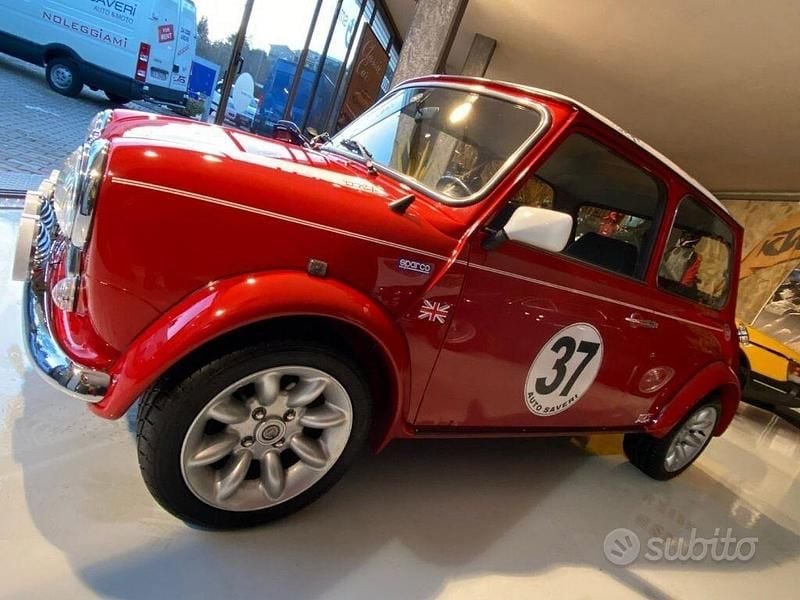 Usata Rover Mini 62 CV (45 kW) 1994 Rosso Utilitaria