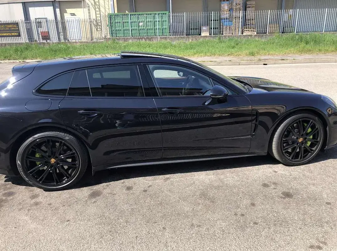 Usata Porsche Panamera 4 E-Hybrid Sport Turismo Sport Turismo 330 CV (242 kW) 2018 Nero Station wagon