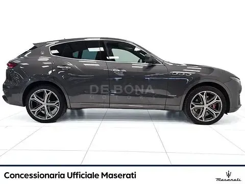 Usata Maserati Levante 250 CV (183 kW) 2021 Grigio SUV