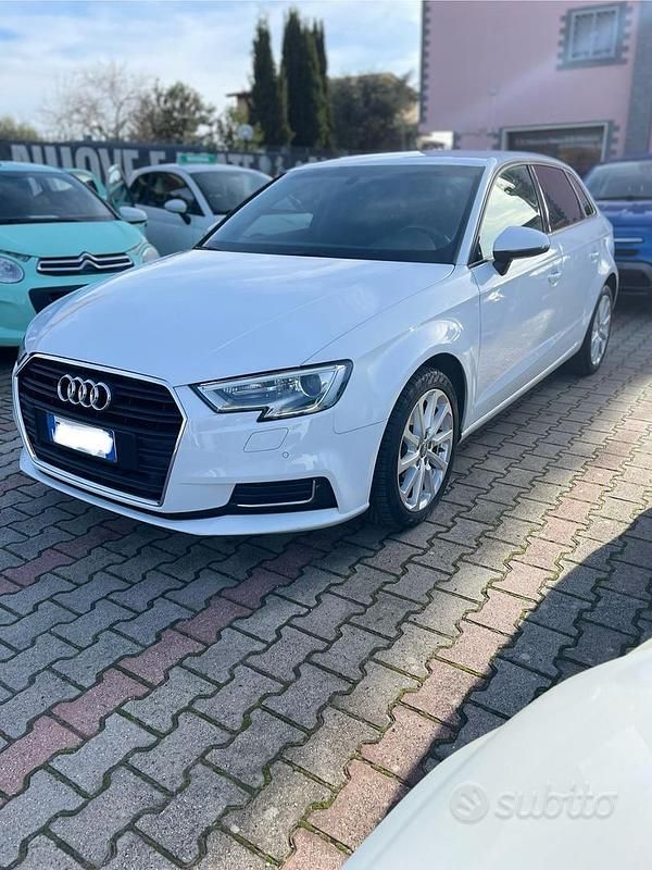 Usata Audi A3 Business 110 CV (80 kW) 2017 Bianco Berlina