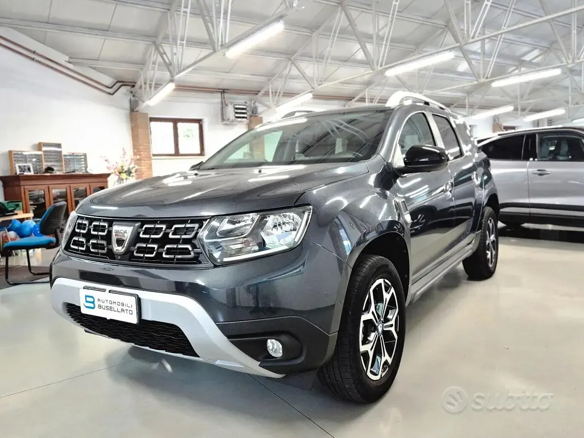 Usata Dacia Duster Anniversary 101 CV (74 kW) 2021 Grigio SUV