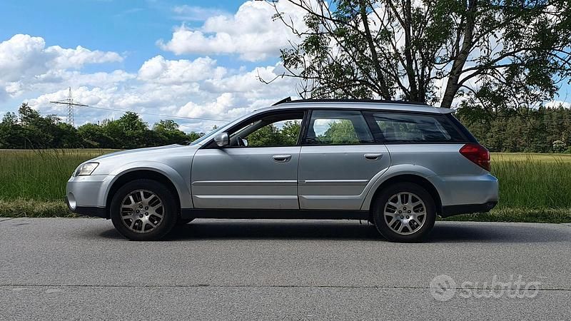 Usata Subaru Outback 2006 Grigio Station wagon