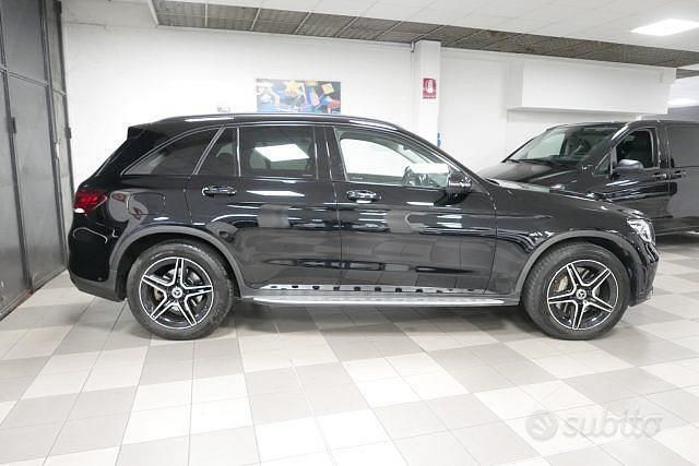 Usata Mercedes GLC220 Premium 194 CV (142 kW) 2022 Nero SUV