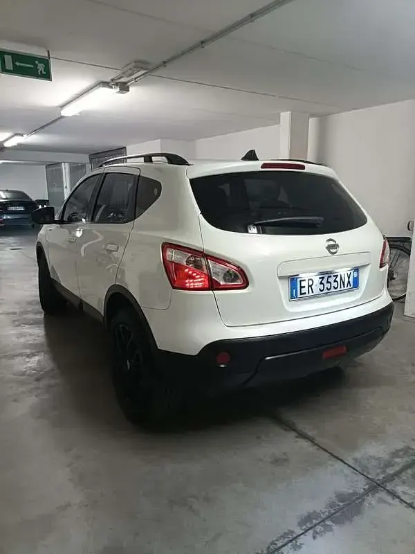 Usata Nissan Qashqai 360º 131 CV (96 kW) 2013 SUV