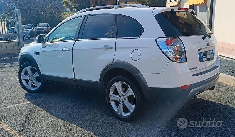 Usata Chevrolet Captiva LTZ 184 CV (135 kW) 2011 Bianco SUV