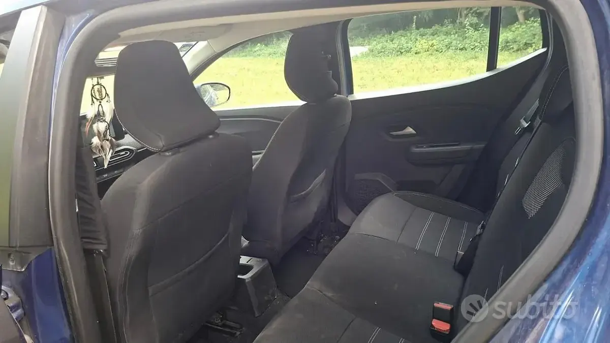 Usata Dacia Sandero 65 CV (47 kW) 2023 Bluazzurro Berlina