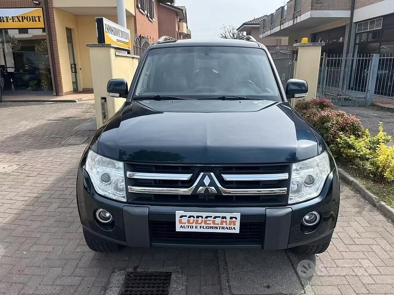 Usata Mitsubishi Pajero Intense 170 CV (125 kW) 2008 SUV
