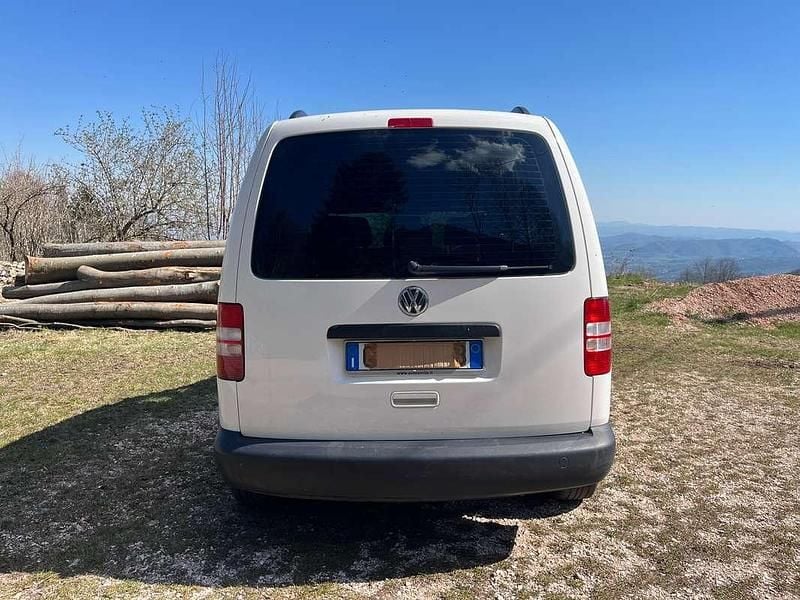 Begagnad VW Caddy 109 HK (80 kW) 2012 Vit Minibuss