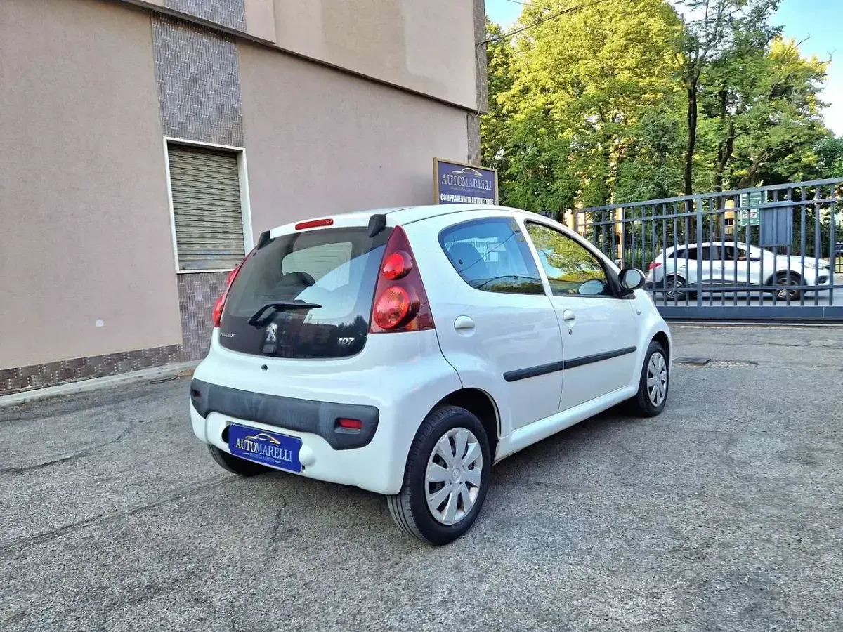 Usata Peugeot 107 Access 68 CV (50 kW) 2013 Other Utilitaria