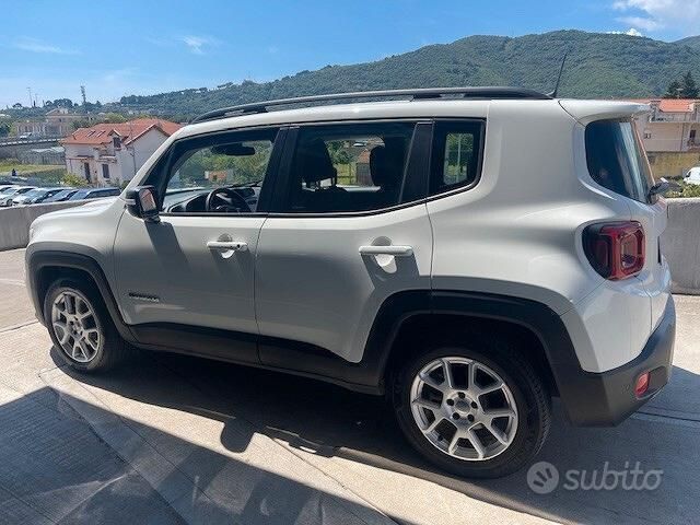 Usata Jeep Renegade Limited 151 CV (111 kW) 2019 Bianco SUV