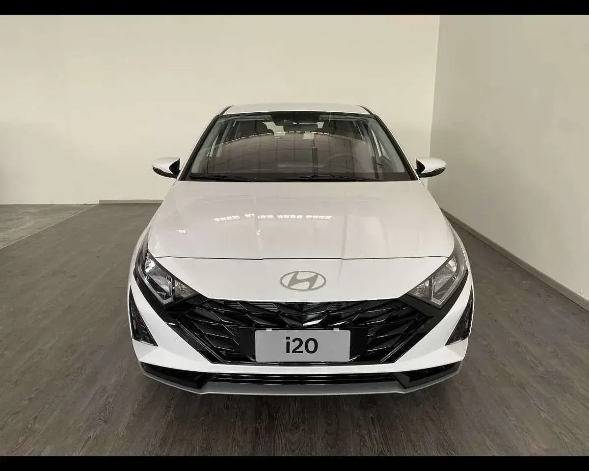 Nuova Hyundai i20 90 CV (66 kW) 2026 Atlaswhite Utilitaria