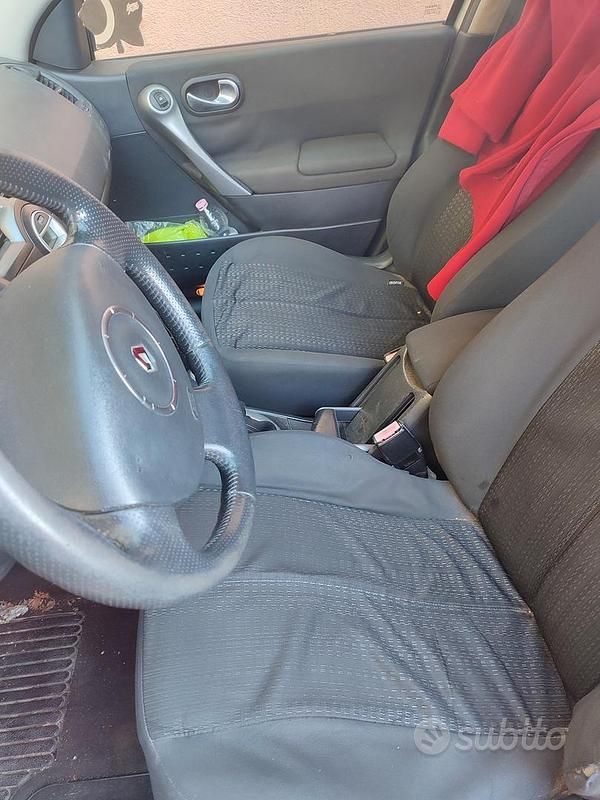 Usata Renault Mégane GrandTour 115 CV (84 kW) 2010 Grigio Station wagon