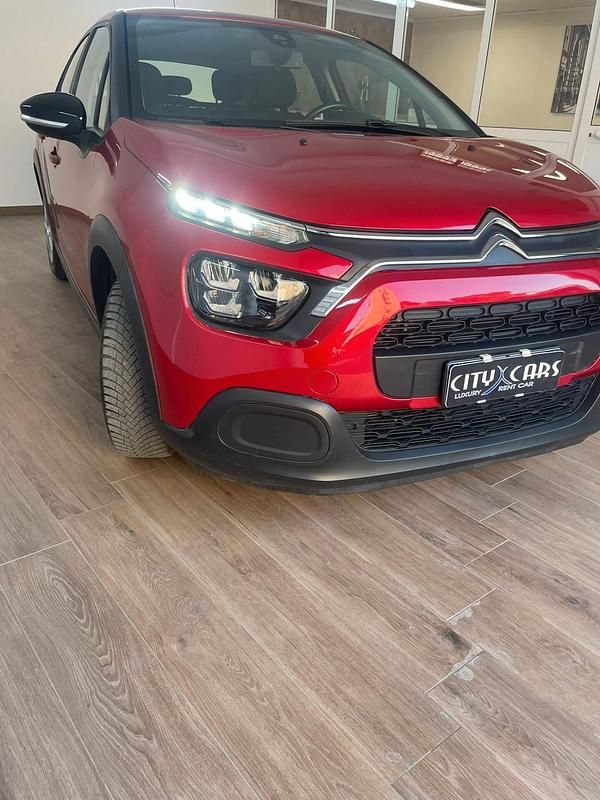 Usata Citroën C3 Feel 102 CV (75 kW) 2022 Rosso Utilitaria