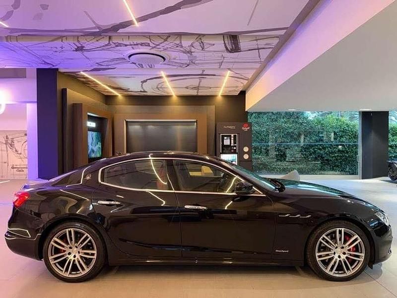 Usata Maserati Ghibli GranLusso 430 CV (316 kW) 2018 Nero Berlina