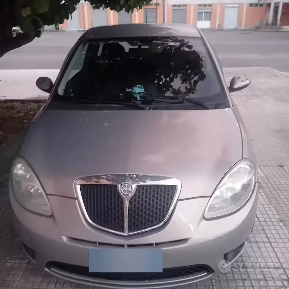 Usata Lancia Ypsilon 60 CV (44 kW) 2008 Utilitaria