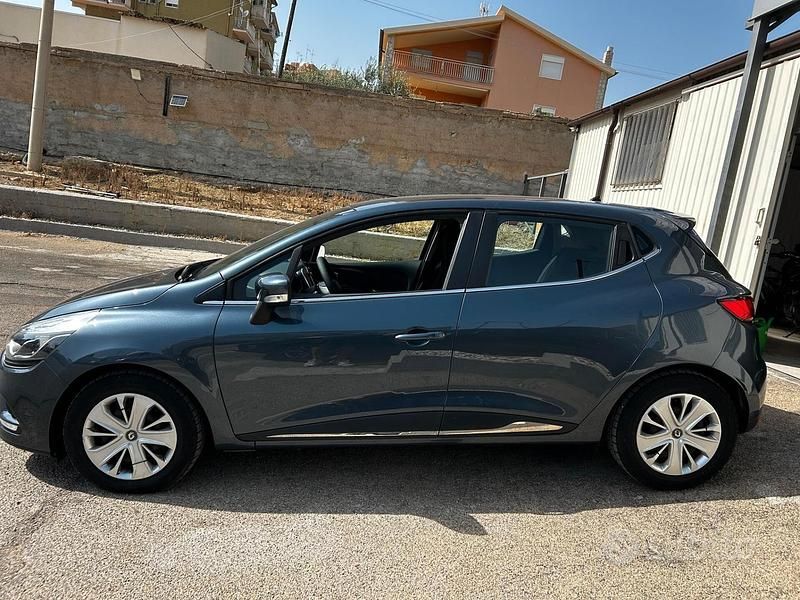 Usata Renault Clio IV Life 75 CV (55 kW) 2017 Blu Berlina