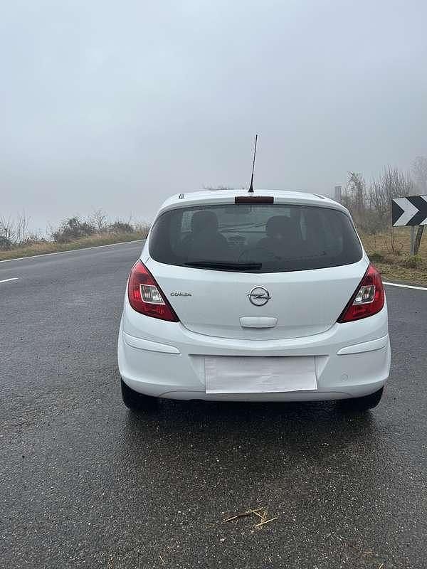 Usata Opel Corsa 86 CV (63 kW) 2013 Bianco Utilitaria