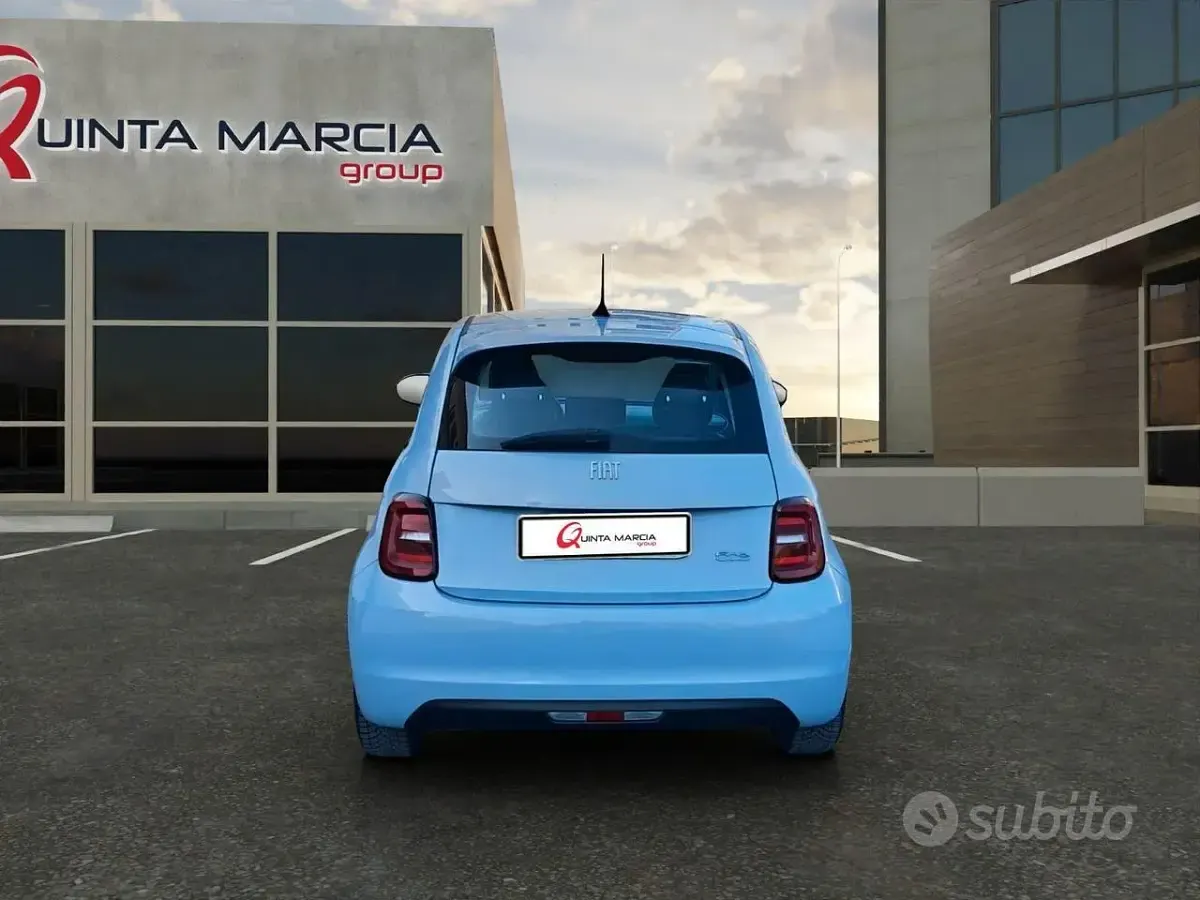 Usata Fiat 500e Opening Edition 42 kW (58 CV) 2020 Blu Cabrio