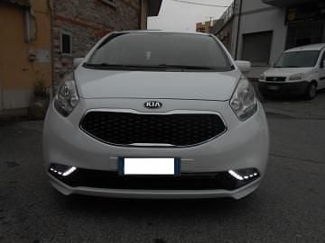 Usata Kia Venga 90 CV (66 kW) 2015 Bianco Utilitaria