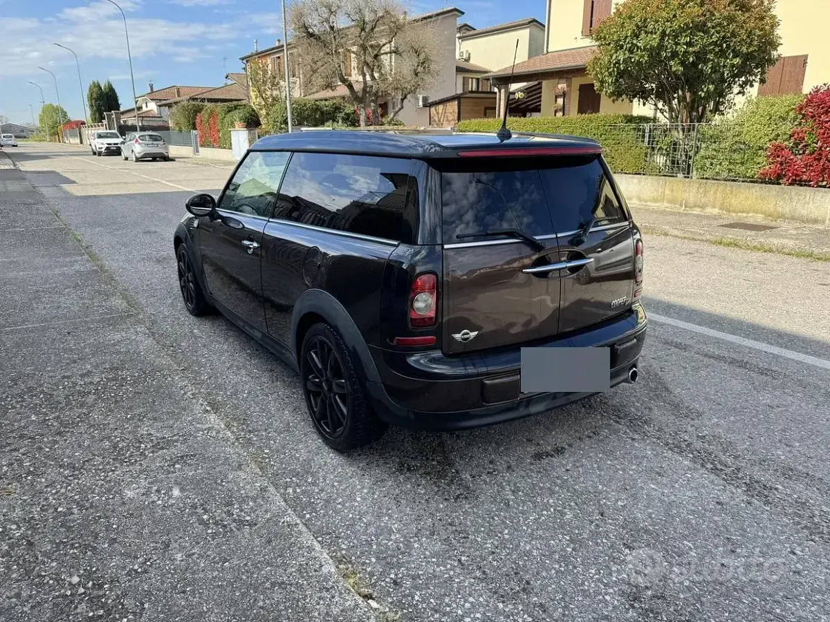 Usata Mini Clubman 109 CV (80 kW) 2008 Marrone Station wagon