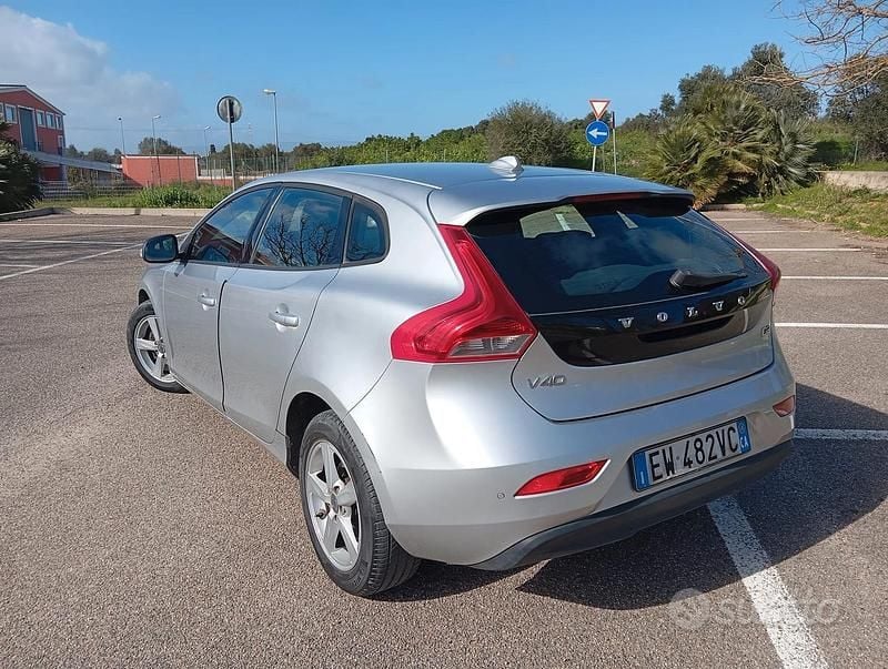Brugt Volvo V40 115 HK (84 kW) 2014 Grå Sedan