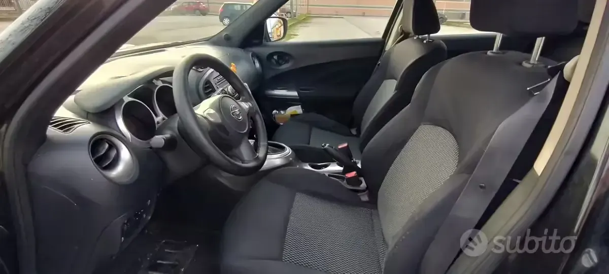 Usata Nissan Juke 110 CV (80 kW) 2015 Nero SUV