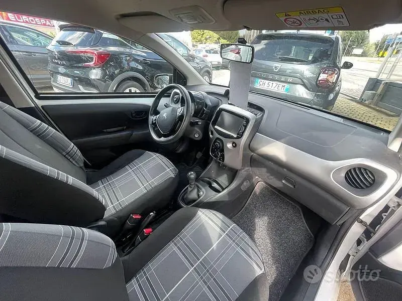 Usata Peugeot 108 Active 69 CV (50 kW) 2016 Bianco Berlina
