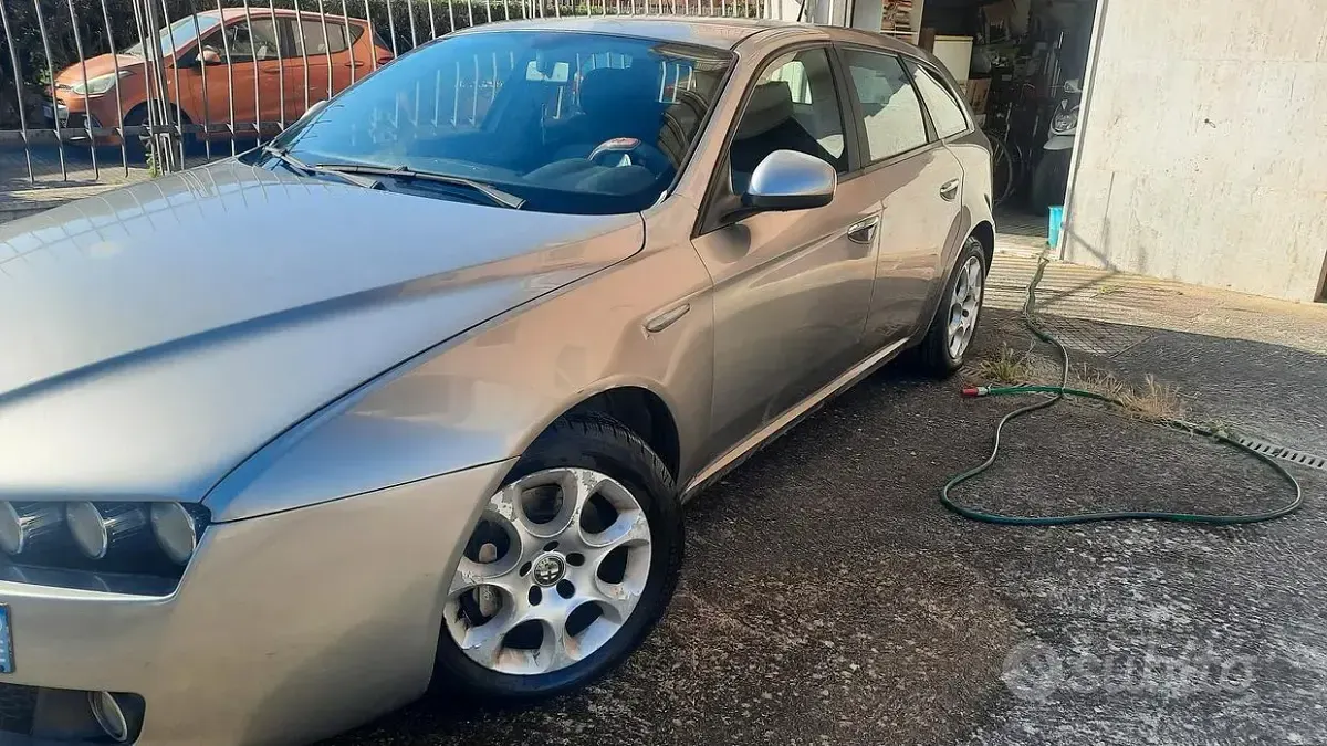 Usata Alfa Romeo 159 150 CV (110 kW) 2008 Grigio Station wagon