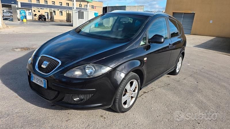 Nero Usata 2007 Seat Altea XL Monovolume | 2500 € - Immagine 1/4