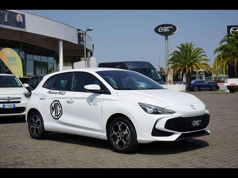 Nuova MG MG3 Comfort 116 CV (85 kW) 2025 Dover white Utilitaria
