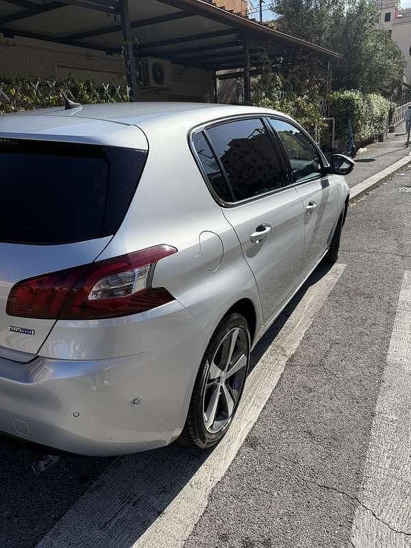 Usata Peugeot 308 Business-Line 120 CV (88 kW) 2015 Berlina