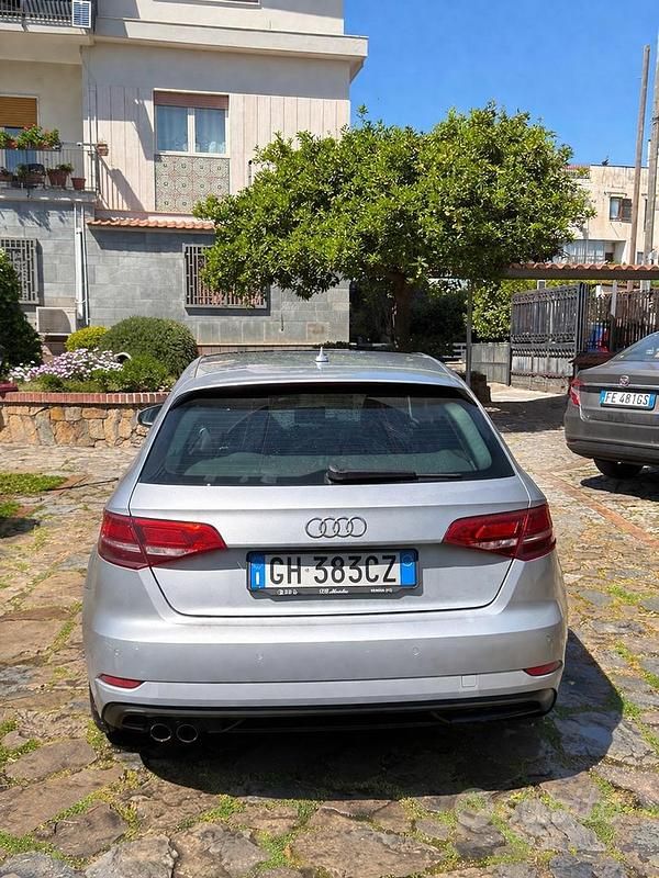 Usado Audi A3 150 CV (110 kW) 2018 Berlina