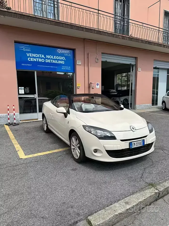 Usata Renault Mégane Cabriolet Floride 110 CV (80 kW) 2012 Cabrio