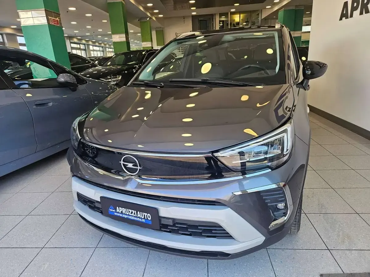 Usata Opel Crossland Elegance 110 CV (80 kW) 2023 Grigio SUV