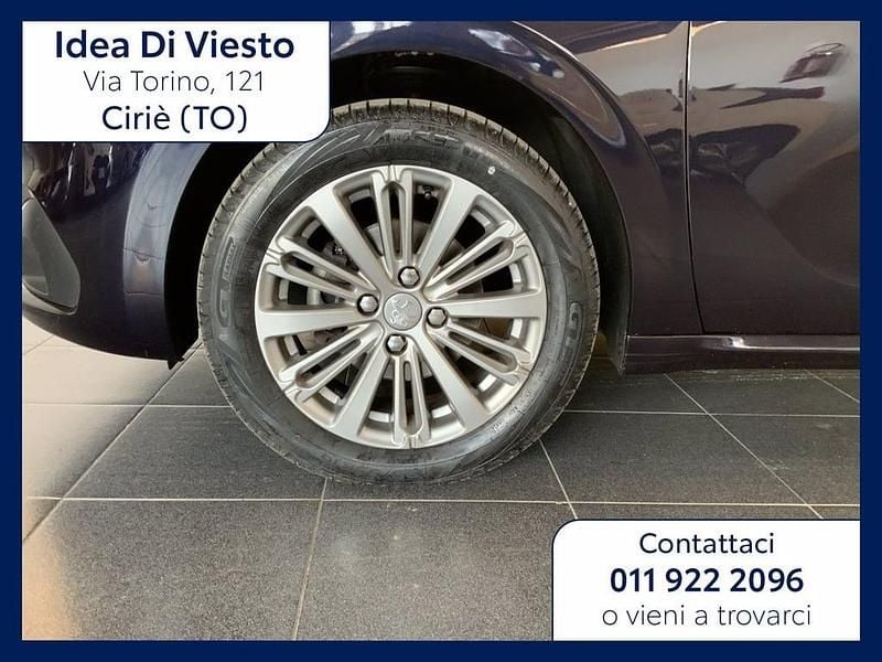 Usata Peugeot 208 Allure 75 CV (55 kW) 2016 Blu Utilitaria