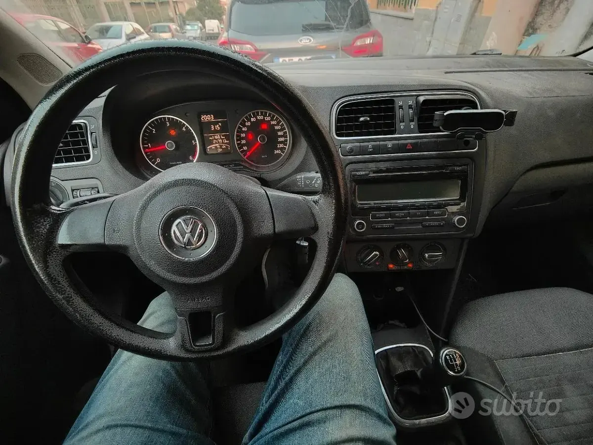 Usata VW Polo Comfortline 75 CV (55 kW) 2009 Grigio Utilitaria