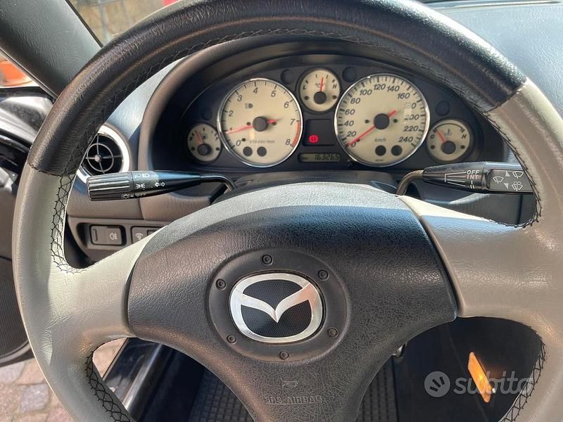 Usata Mazda MX5 2003 Nero Cabrio