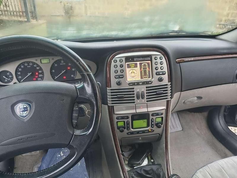 Usata Lancia Lybra 110 CV (80 kW) 2000 Blu/azzurro Station wagon