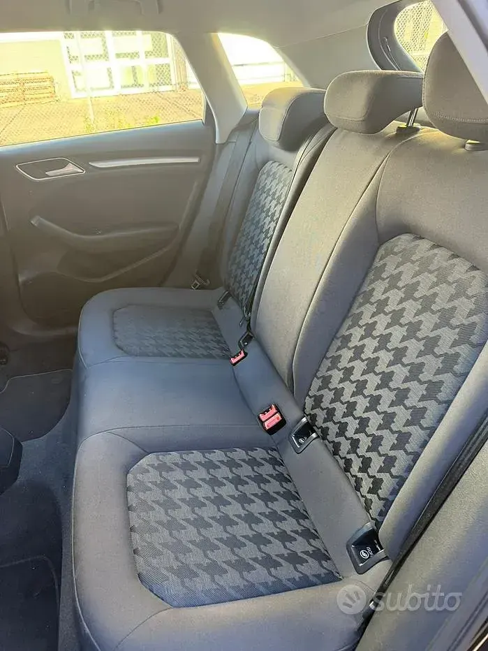 Usata Audi A3 S-Line 110 CV (80 kW) 2015 Nero Berlina