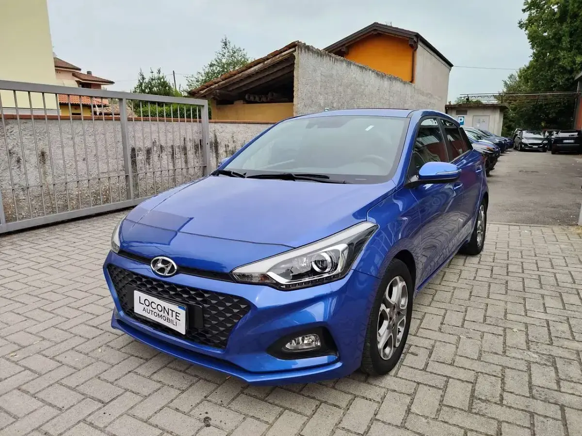 Usata Hyundai i20 Prime 84 CV (61 kW) 2019 Blu/azzurro Utilitaria