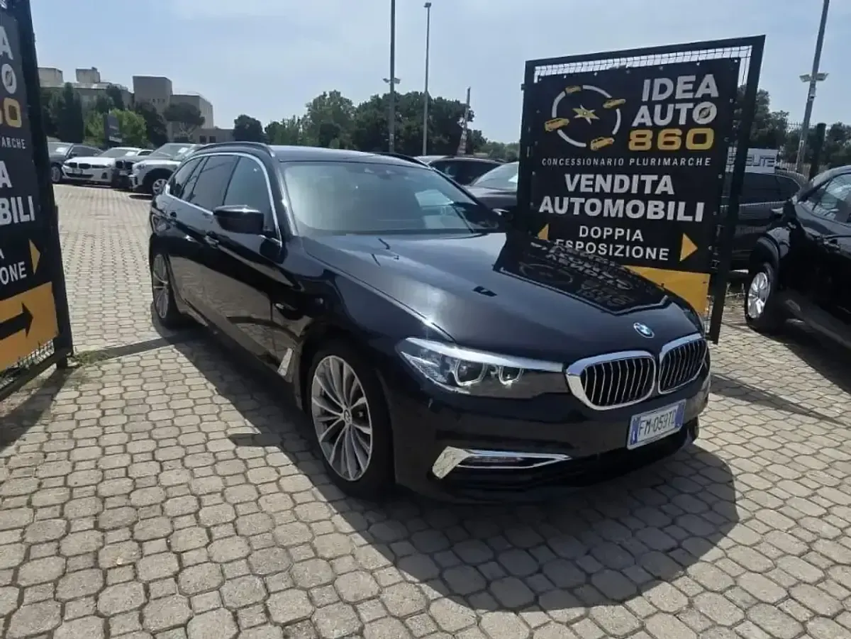Usata BMW 520 Luxury Line 190 CV (139 kW) 2018 Nero Station wagon