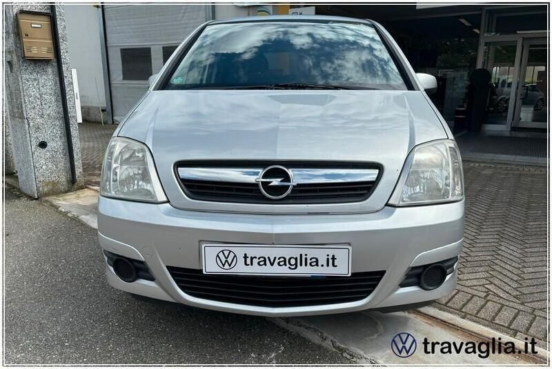 Usata Opel Meriva Club 89 CV (65 kW) 2008 Argento Monovolume