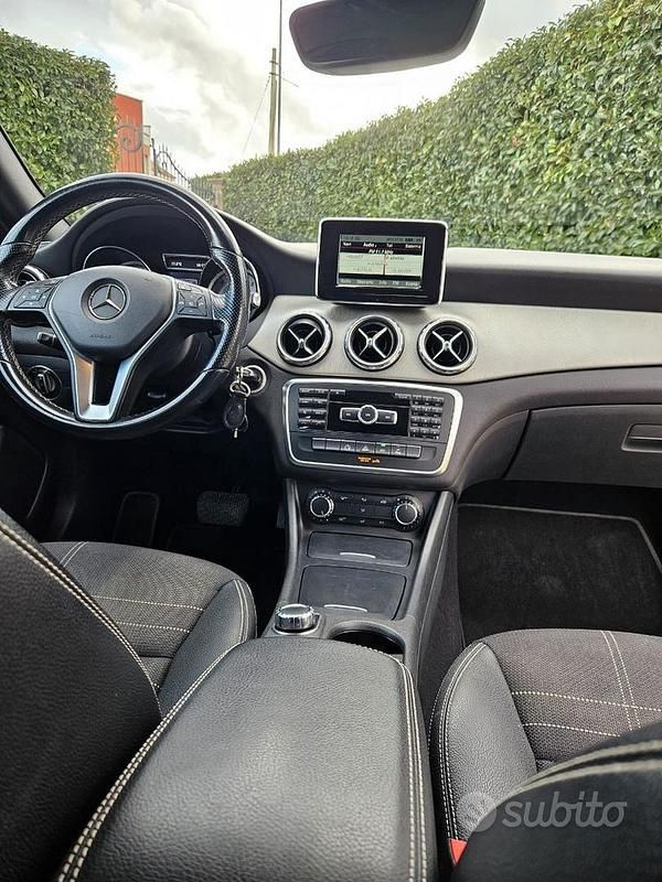 Usata Mercedes GLA200 2014 Bianco SUV