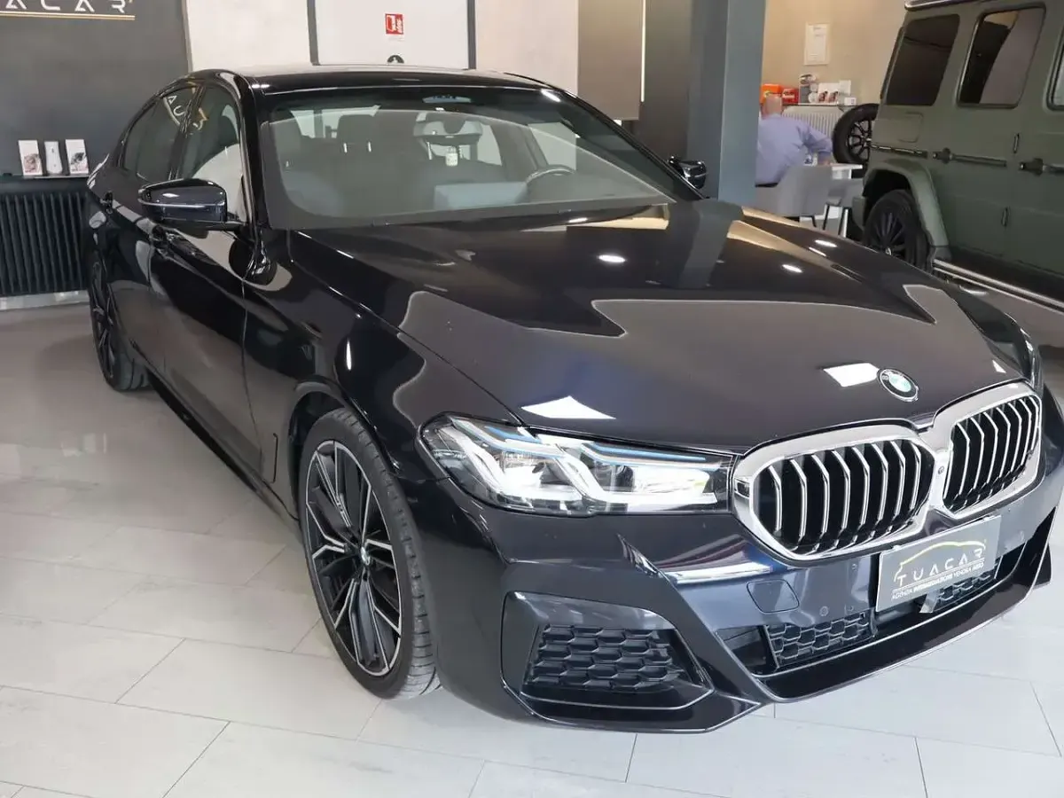 Usata BMW 530e M Sport 184 CV (135 kW) 2021 Blu Berlina