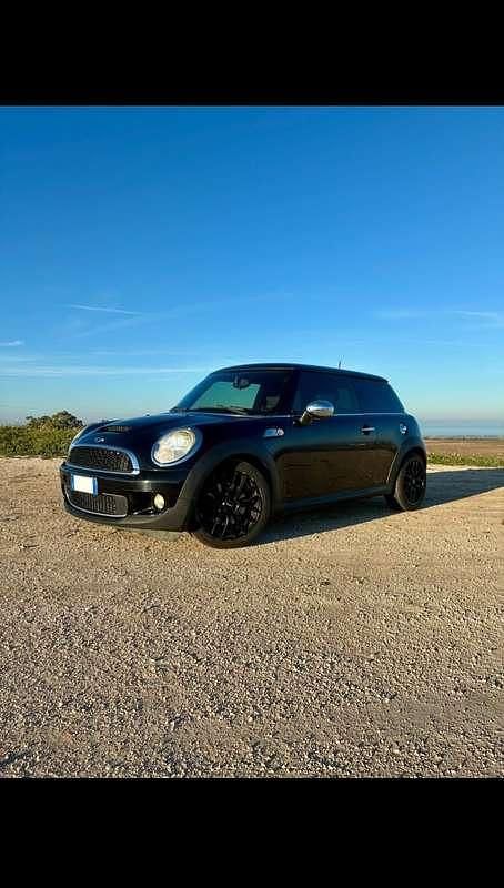 Begagnad Mini Cooper S 184 HK (135 kW) 2010 Halvkombi