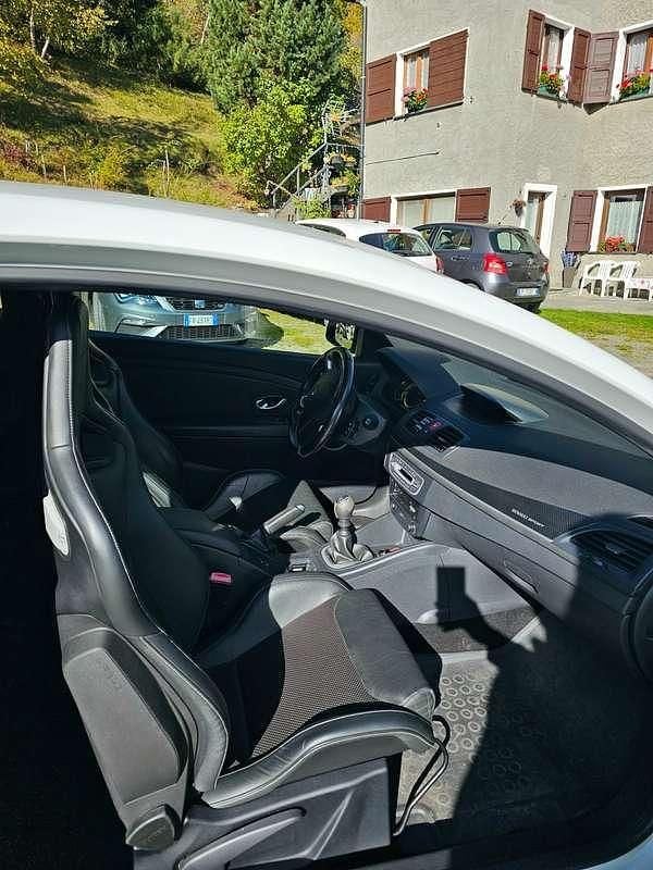 Usata Renault Mégane Coupé R.S. 250 CV (183 kW) 2011 Bianco Coupé