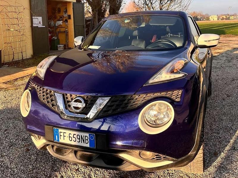 Usata Nissan Juke N-Connecta 110 CV (80 kW) 2016 Blu/azzurro SUV