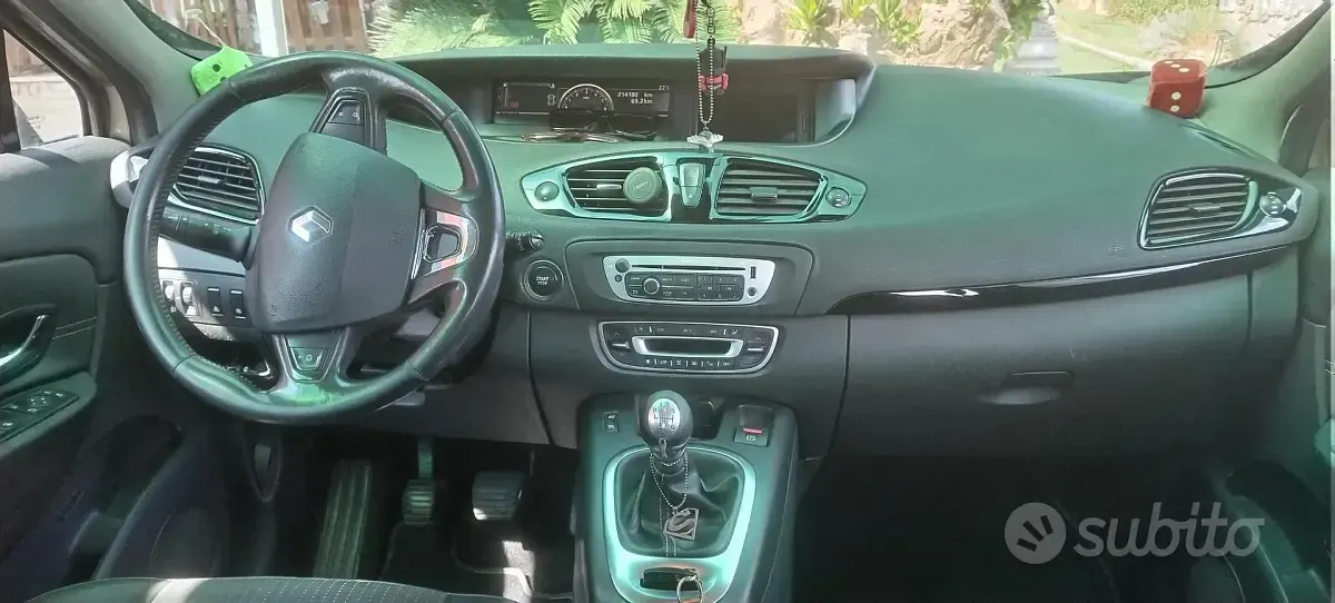 Usata Renault Scénic XMOD 110 CV (80 kW) 2014 Monovolume