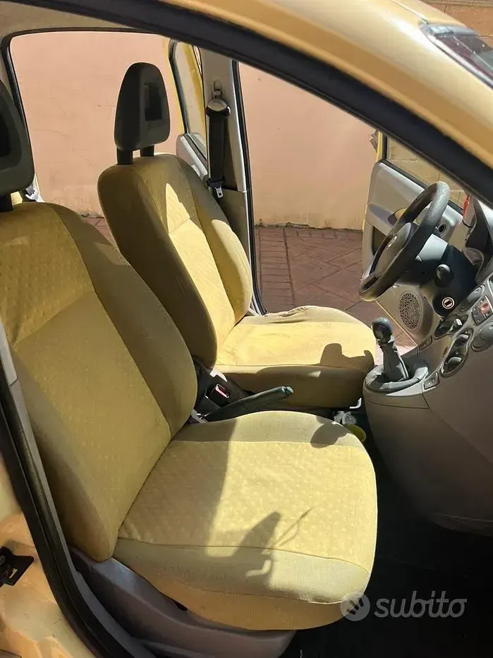 Usata Fiat Panda 60 CV (44 kW) 2004 Giallo Utilitaria